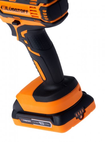 Taladro con percutor 13 mm a batería Lusqtoff - Maletín con baterías y cargador - LUSQTOFF