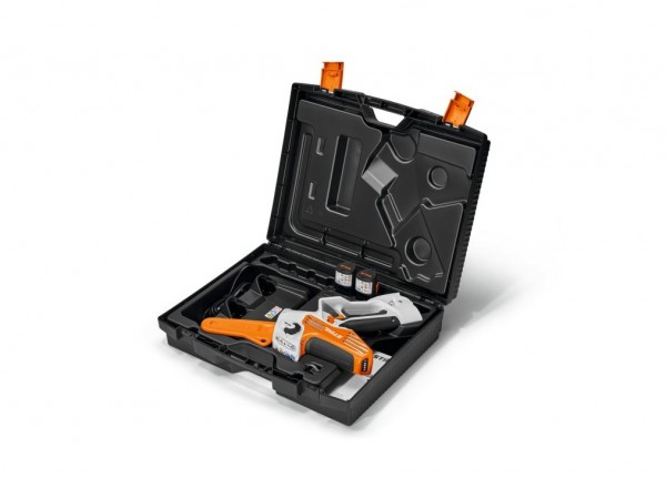 Mini Motosierra GTA 40 Stihl Podadora Profesional - Kit con 2 baterías, cargador y maletín - STIHL