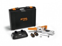 Mini Motosierra GTA 40 Stihl Podadora Profesional - Kit con 2 baterías, cargador y maletín